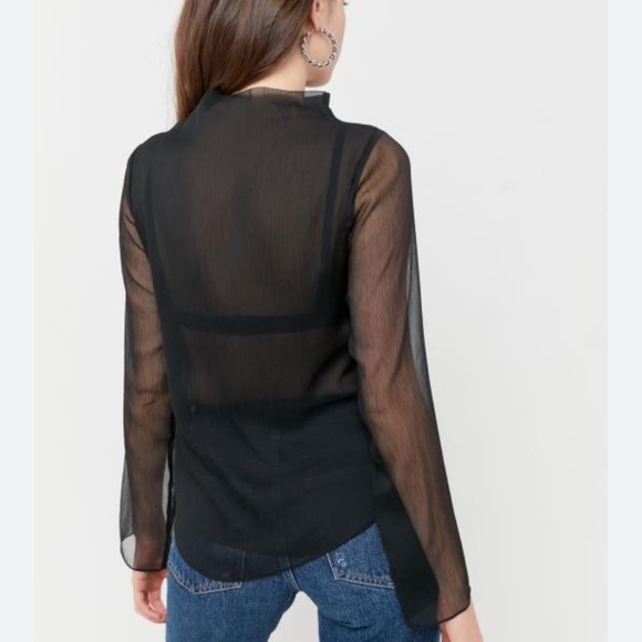UO Sheer mock neck blouse - Picture 2 of 5